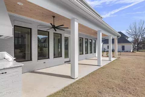 Exterior - 109 Eastwick Dr, Madison, MS 39110 photo 12 of 14