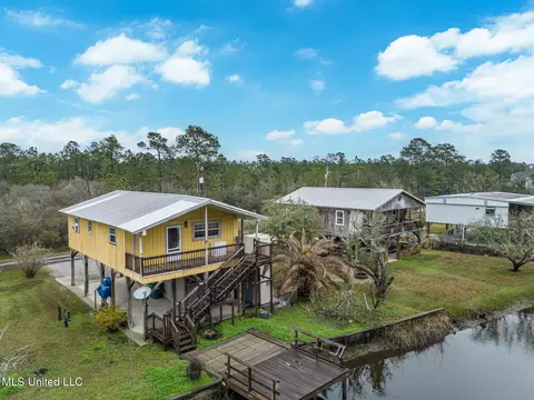 5113 Kament St, Bay Saint Louis, MS 39520