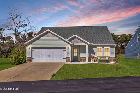 85005 Lani Ct, Diamondhead, MS 39525