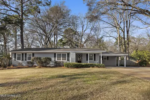 1630 Kent Ave, Jackson, MS 39211