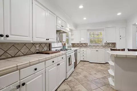 1630 Kent Ave, Jackson, MS 39211 photo 11