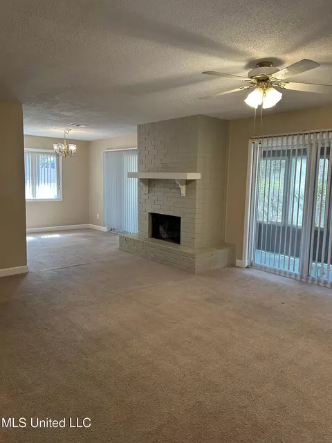 1 Rabbit Run, Diamondhead, MS 39525 photo 4