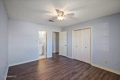Bedroom - 42 Meadowoods Ter, Jackson, MS 39211 photo 2 of 3
