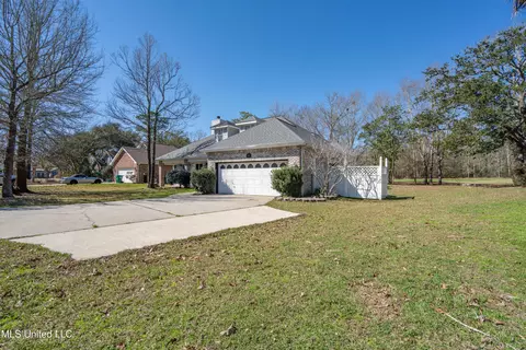 Exterior - 6809 Hilo St, Diamondhead, MS 39525 photo 5 of 24