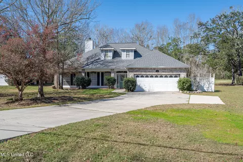 6809 Hilo St, Diamondhead, MS 39525