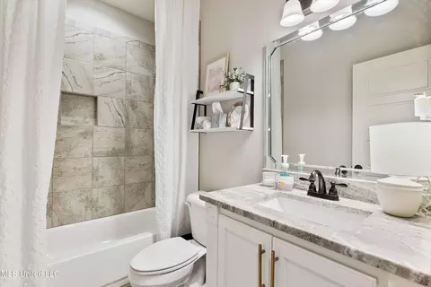4281 E Lundy Bnd, Olive Branch, MS 38654 photo 24