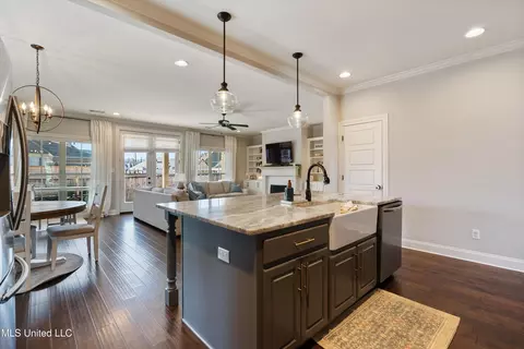 4281 E Lundy Bnd, Olive Branch, MS 38654 photo 9