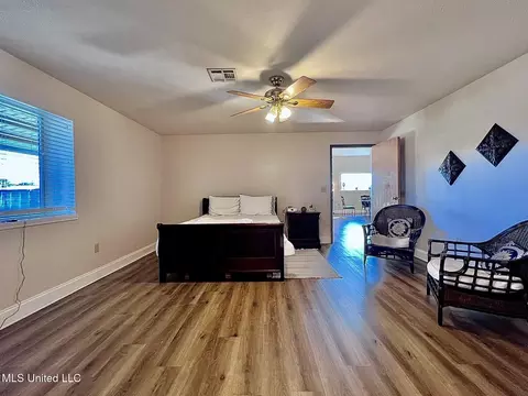 Bedroom - 3632 Tank Rd, Terry, MS 39170 photo 2 of 9