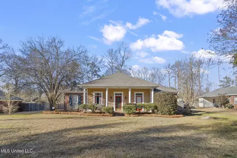 303 Woodrun Dr, Ridgeland, MS 39157