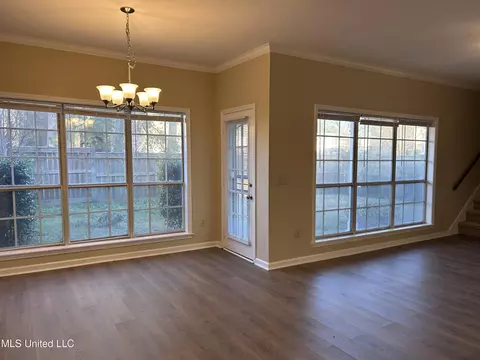 Living - 200 N Shadow Lake Dr, Clinton, MS 39056 photo 3 of 3
