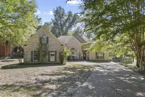 145 Woodland Hills Blvd, Madison, MS 39110