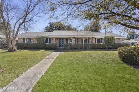 2197 Popps Ferry Rd, Biloxi, MS 39532