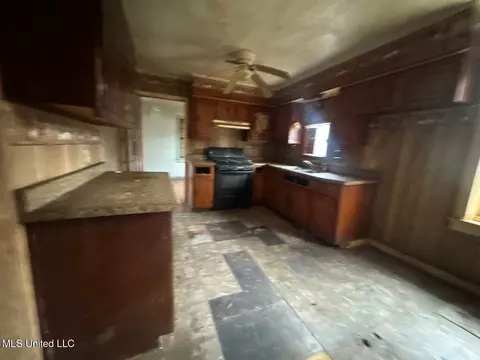 Kitchen - 3288 Burch St, Jackson, MS 39209 photo 2 of 2