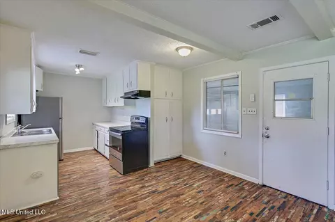 Other - 126 Mayfair Dr, Jackson, MS 39212 photo 1 of 9