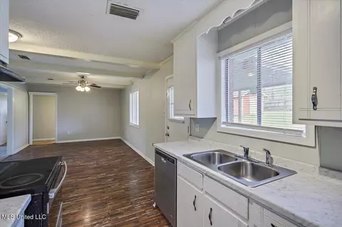 Other - 126 Mayfair Dr, Jackson, MS 39212 photo 4 of 9
