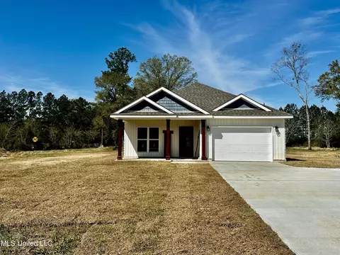 24251 Misty Ln, Lucedale, MS 39452