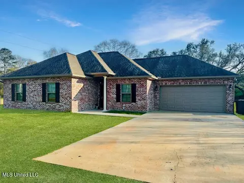 42 George Ford Rd, Carriere, MS 39426