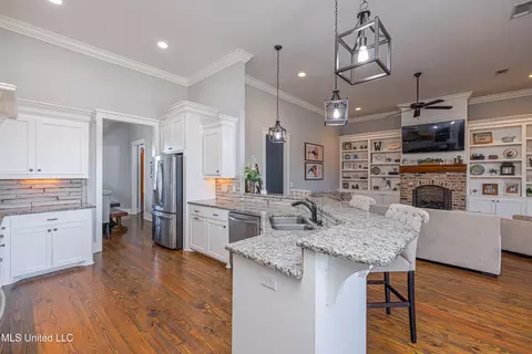 Kitchen - 277 Williams Rd, Florence, MS 39073 photo 7 of 7