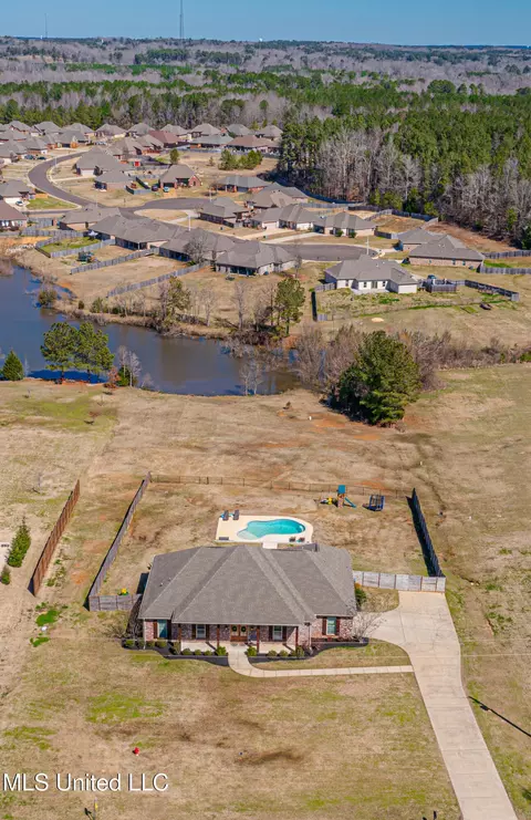 View/Area - 277 Williams Rd, Florence, MS 39073 photo 2 of 8