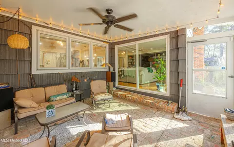 Exterior - 2015 Cherokee Dr, Jackson, MS 39211 photo 4 of 7