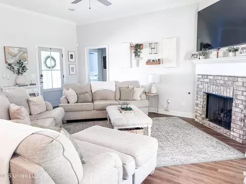 Living - 139 Allie Ln, Canton, MS 39046 photo 1 of 2
