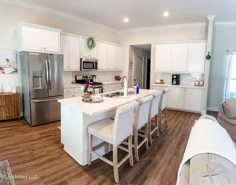 Kitchen - 139 Allie Ln, Canton, MS 39046 photo 2 of 6