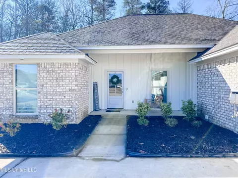 139 Allie Ln, Canton, MS 39046