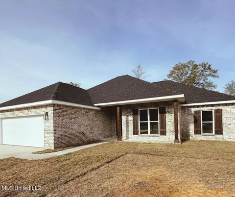 24255 Misty Ln, Lucedale, MS 39452