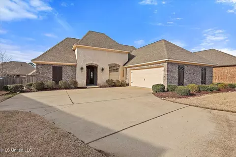 123 Sweetbriar Dr, Canton, MS 39046