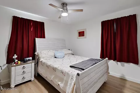 Bedroom - 3236 E Lisa Dr, Pearl, MS 39208 photo 1 of 2