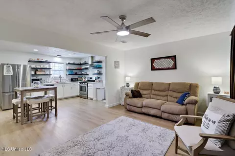 Other - 3236 E Lisa Dr, Pearl, MS 39208 photo 6 of 10