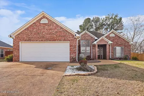 203 Prewitt Cir, Richland, MS 39218