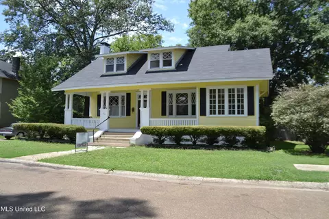309 High St, Greenwood, MS 38930