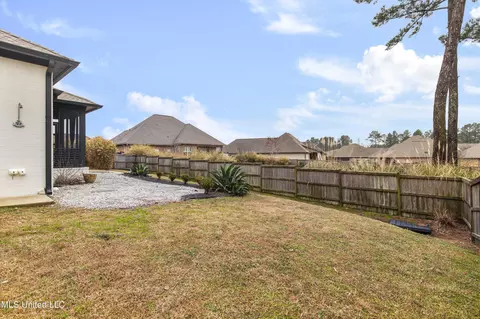 Exterior - 113 Murrell Dr, Madison, MS 39110 photo 5 of 12