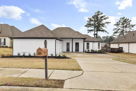 Exterior - 113 Murrell Dr, Madison, MS 39110 photo 2 of 12