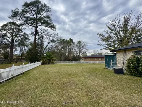 Exterior - 3725 Macphelah Rd, Moss Point, MS 39563 photo 2 of 3
