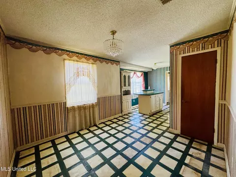 Dining - 3725 Macphelah Rd, Moss Point, MS 39563 photo 1 of 1