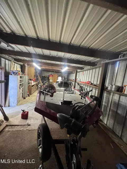 407 Collins Rd, Sardis, MS 38666 photo 17
