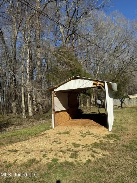 407 Collins Rd, Sardis, MS 38666 photo 13