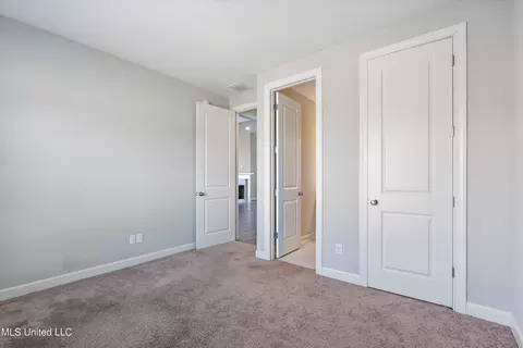 Bedroom - 2923 Liam Ln, Nesbit, MS 38651 photo 1 of 8