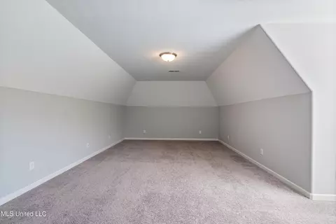 Bedroom - 2923 Liam Ln, Nesbit, MS 38651 photo 8 of 8