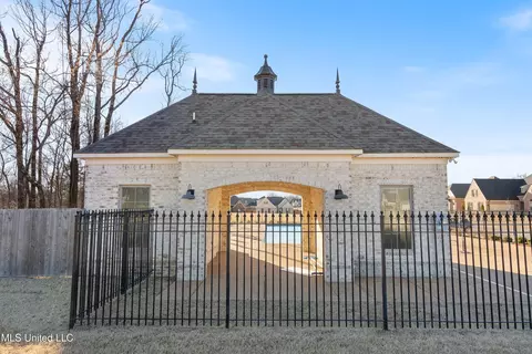 Exterior - 2923 Liam Ln, Nesbit, MS 38651 photo 6 of 6