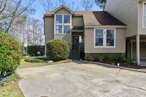 56 E Chamale Cv, Slidell, LA 70460