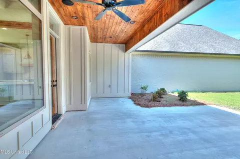 Exterior - 234 Disciple Dr, Brandon, MS 39047 photo 7 of 7
