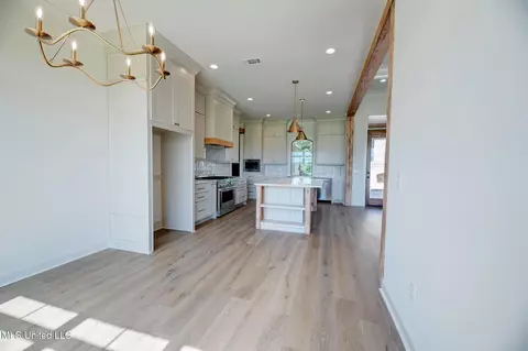 Dining - 234 Disciple Dr, Brandon, MS 39047 photo 2 of 2