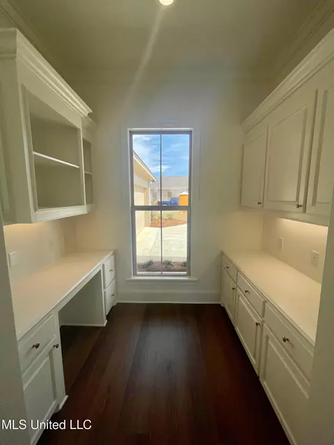 Other - 473 Aurora Cir, Canton, MS 39046 photo 9 of 14