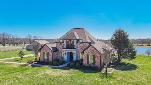 1745 Alana Dr, Terry, MS 39170