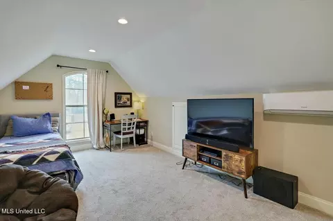 Bedroom - 431 Pinebrook Cir, Brandon, MS 39047 photo 4 of 5