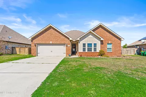 6528 Sugarcane Cir, Ocean Springs, MS 39564