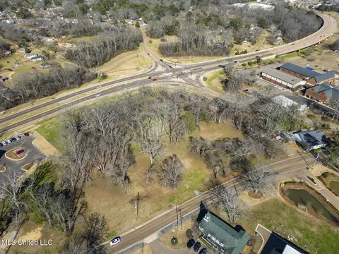 2026 Main St, Madison, MS 39110 photo 11